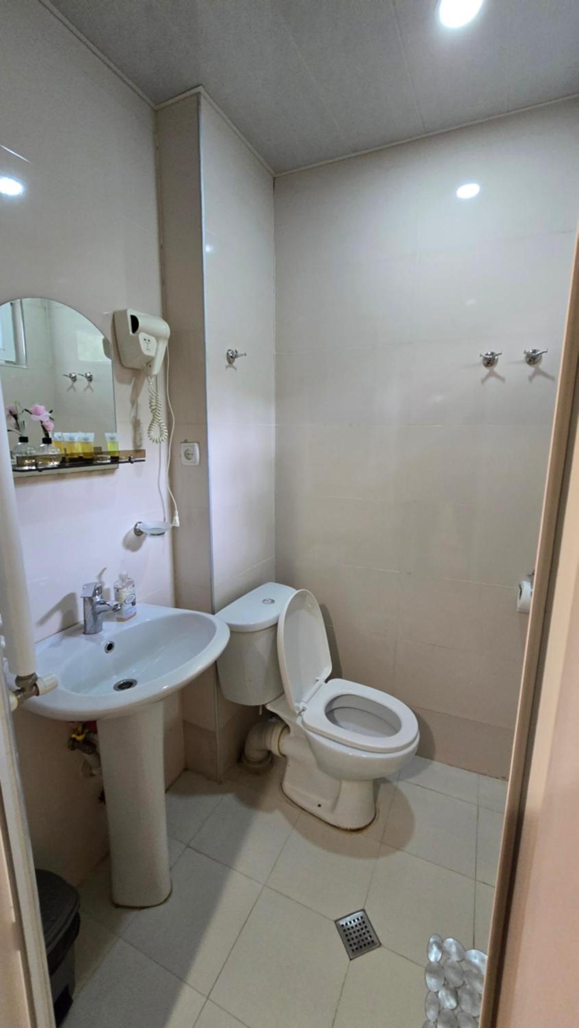 Guesthouse Family Тбілісі Екстер'єр фото